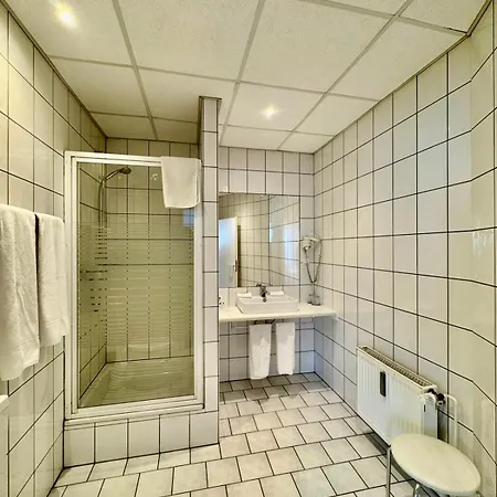 Jägerhof 3*