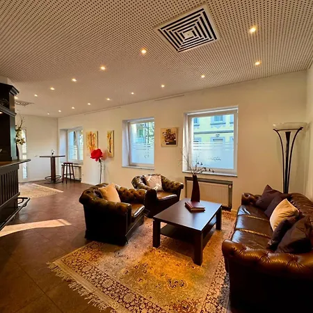 Jägerhof 3*